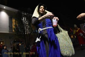 2019 01 06 20-25-25 D72 2771 NOLA Joan of Arc parade (ghj)