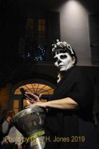 2019 01 06 20-26-15 D72 2790 NOLA Joan of Arc parade (ghj)